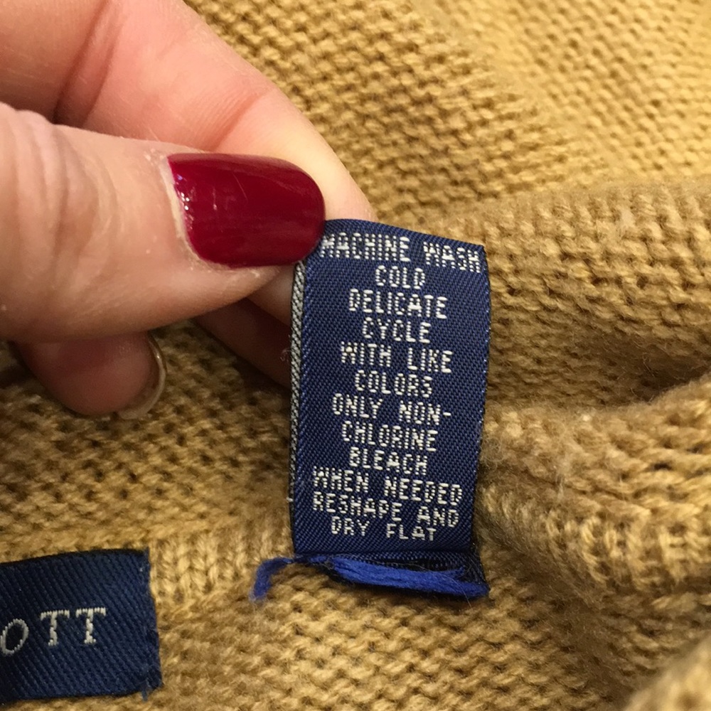 Women’s Toggle Button Hooded Button Down Sweater - image 4